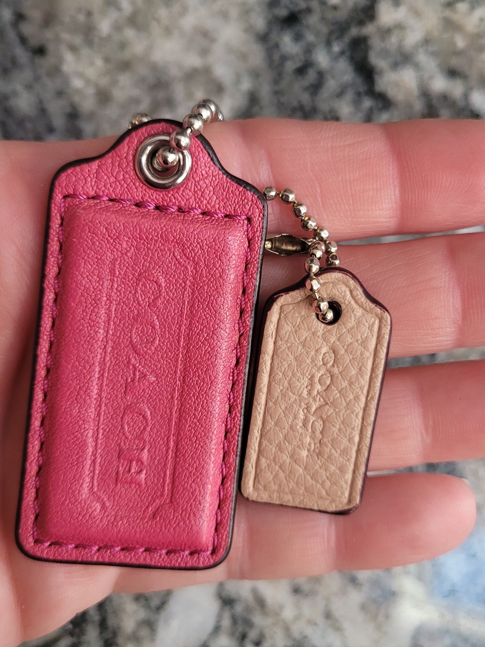 Coach Tag Set - Picture 3 of 6